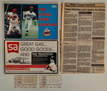 Load image into Gallery viewer, 1986 Twins Official Scorecard + 2 Ticket Stubs
