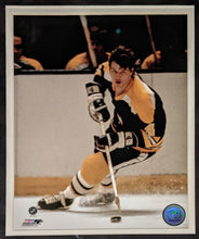 Load image into Gallery viewer, Signed Framed Bobby Orr Photo NHL Hockey Boston Bruins Vintage Autographed COA

